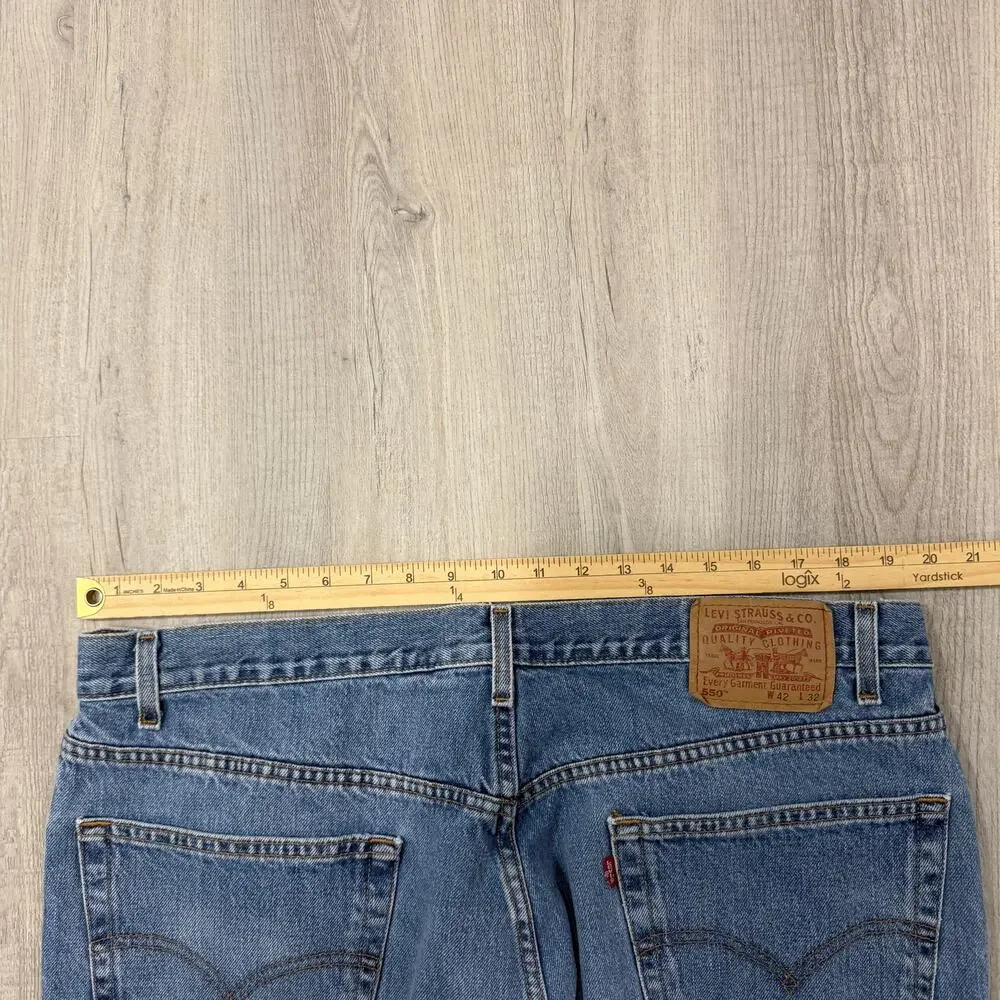 Vintage Levis 505 Regular Fit Straight Leg Jeans Men's 42x32 Blue 2001 Western